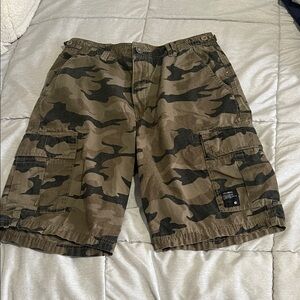 Billabong Men's Brown Camouflage Cargo Shorts